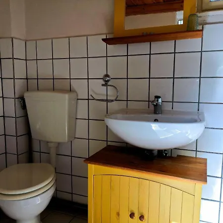 Kaiserbad-heringsdorf-kuscheliges-ferienzimmer-kraehennest