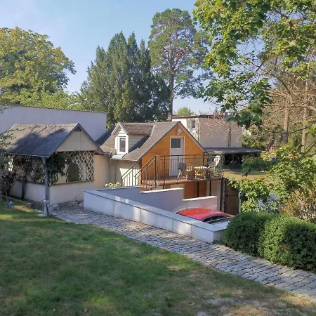 Kaiserbad-heringsdorf-kuscheliges-ferienzimmer-kraehennest Apartman *